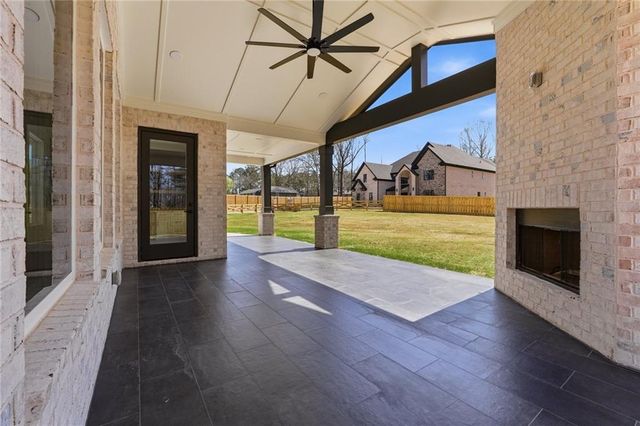 2196 OLD FOUNTAIN Road, Lawrenceville, GA 30043