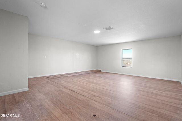 1637 James Guines Drive, El Paso, TX 79936