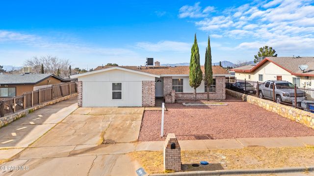 1637 James Guines Drive, El Paso, TX 79936