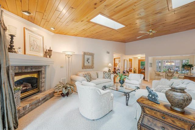 1794 GARNET COURT, Menasha, WI 54952