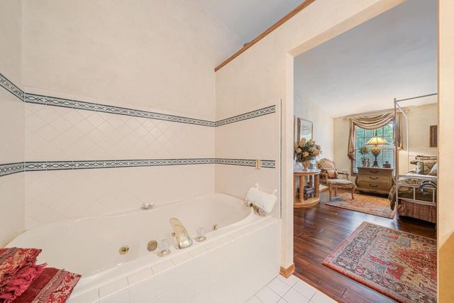 1794 GARNET COURT, Menasha, WI 54952