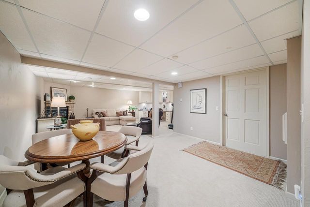 1794 GARNET COURT, Menasha, WI 54952