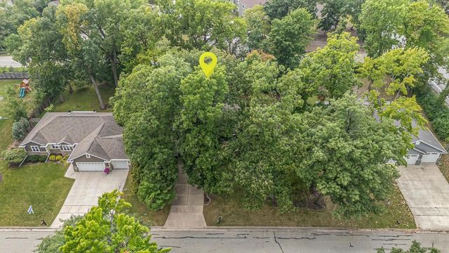 1794 GARNET COURT, Menasha, WI 54952