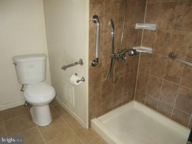 5546 LANSDOWNE AVE, Philadelphia, PA 19131
