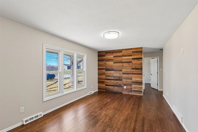 5401 SE 6th Street, Des Moines, IA 50315