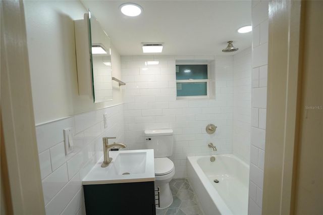535 14TH AVENUE S 4, St Petersburg, FL 33701