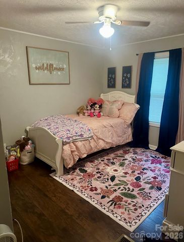 5425 Old Creek Road, Morganton, NC 28655