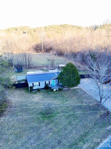 5425 Old Creek Road, Morganton, NC 28655