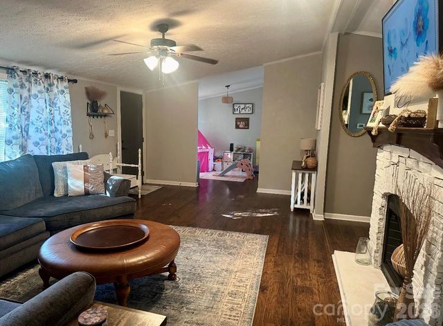 5425 Old Creek Road, Morganton, NC 28655