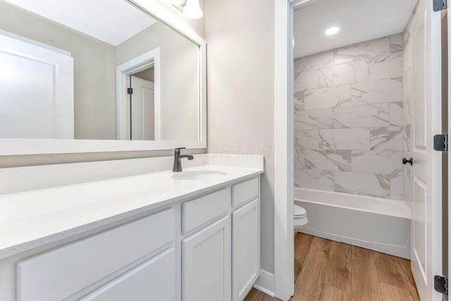 9544 Alnwick Loop, Plain City, OH 43064