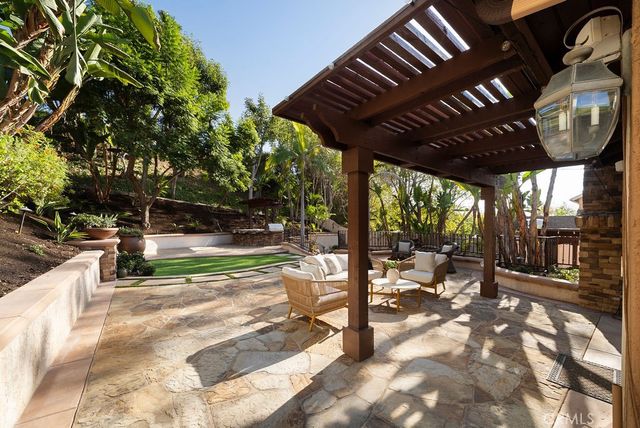 25621 Via Viento, Mission Viejo, CA 92691