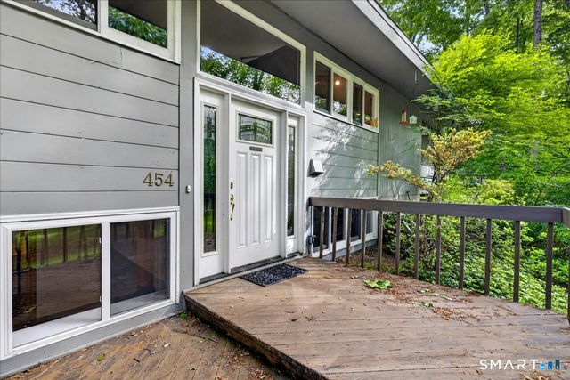 454 Old Cellar Road, Orange, CT 06477