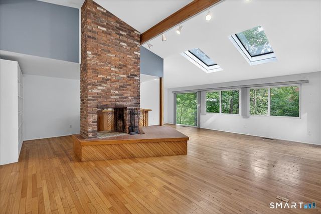 454 Old Cellar Road, Orange, CT 06477