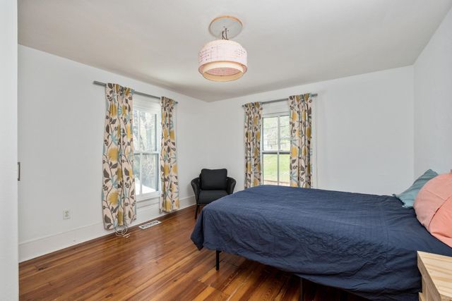 940 W BEVERLEY ST, Staunton, VA 24401
