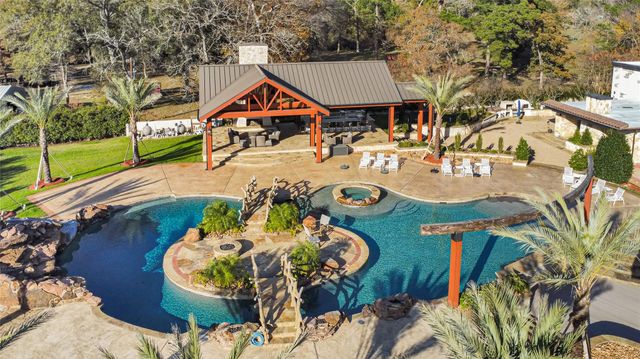 28811 Riley Road, Waller, TX 77484