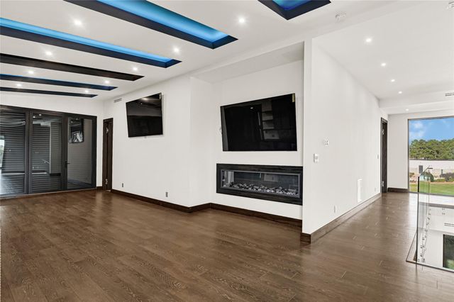 28811 Riley Road, Waller, TX 77484