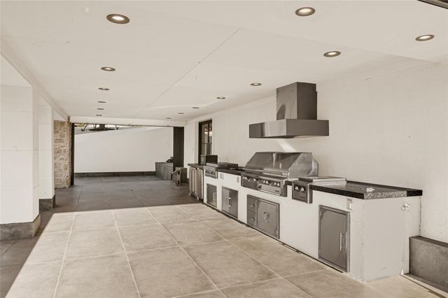 28811 Riley Road, Waller, TX 77484