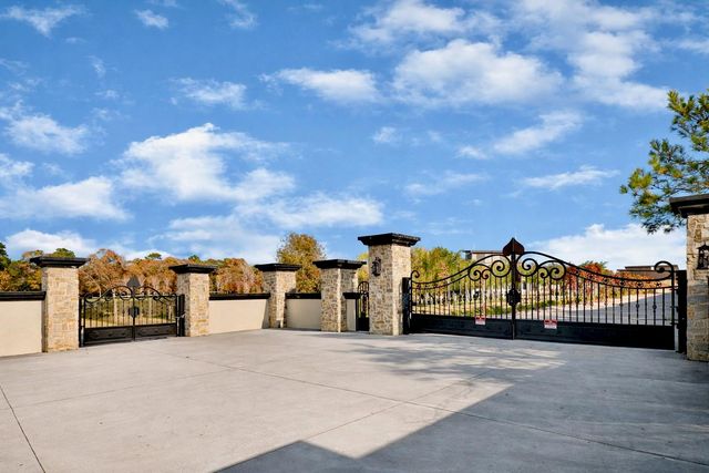 28811 Riley Road, Waller, TX 77484