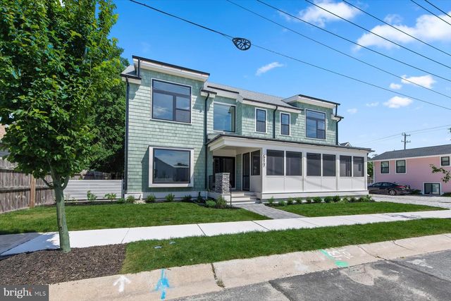 517 W 4TH ST