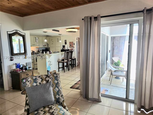 16330 Oak Walk, Miami Lakes, FL 33014