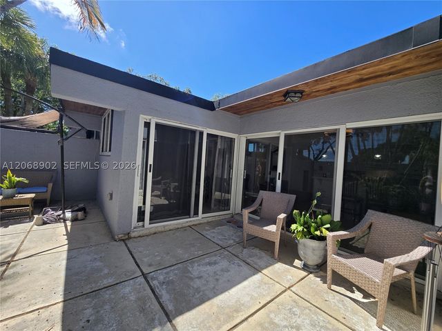 16330 Oak Walk, Miami Lakes, FL 33014