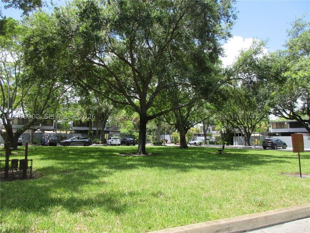 16330 Oak Walk, Miami Lakes, FL 33014