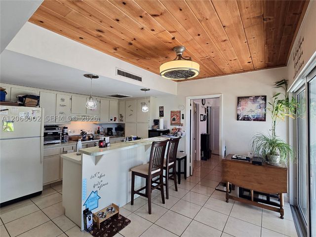 16330 Oak Walk, Miami Lakes, FL 33014