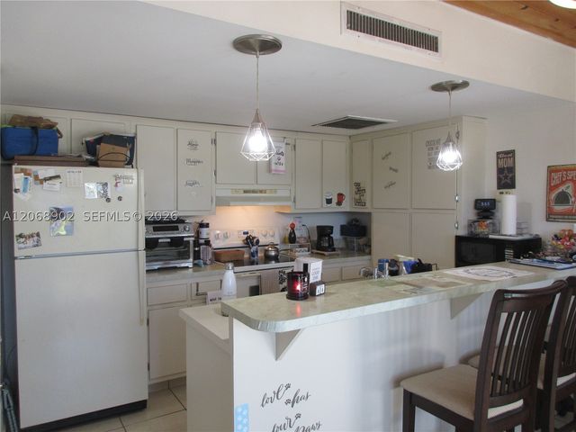 16330 Oak Walk, Miami Lakes, FL 33014