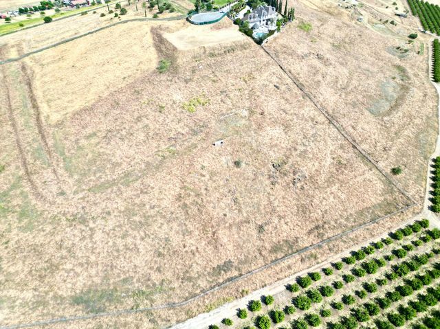 1485 N Highland Drive, Porterville, CA 93257