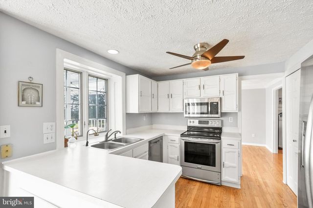 5833 WOODWINDS CIR, Frederick, MD 21703