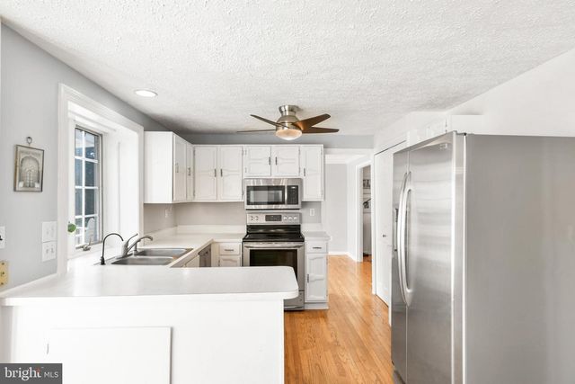 5833 WOODWINDS CIR, Frederick, MD 21703