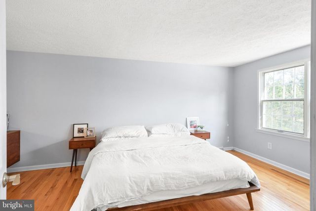 5833 WOODWINDS CIR, Frederick, MD 21703