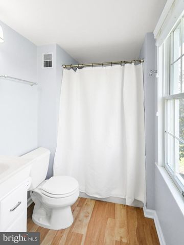 5833 WOODWINDS CIR, Frederick, MD 21703