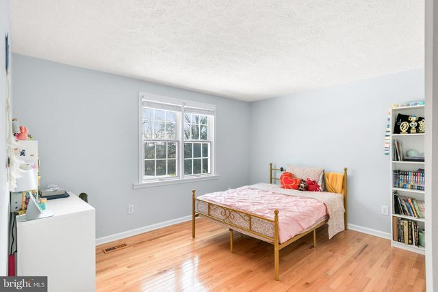 5833 WOODWINDS CIR, Frederick, MD 21703