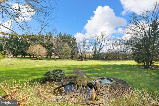 5833 WOODWINDS CIR, Frederick, MD 21703