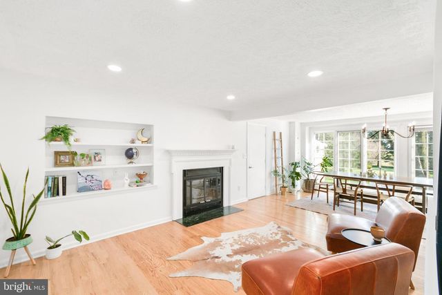 5833 WOODWINDS CIR, Frederick, MD 21703