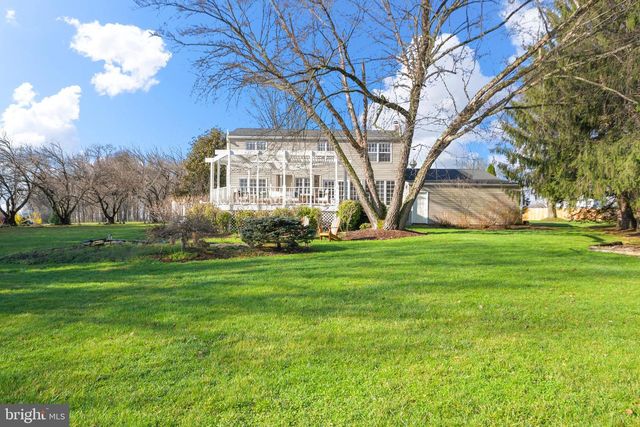 5833 WOODWINDS CIR, Frederick, MD 21703