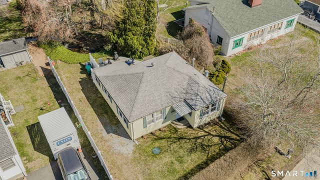 8 Biscayne Boulevard, Old Lyme, CT 06371