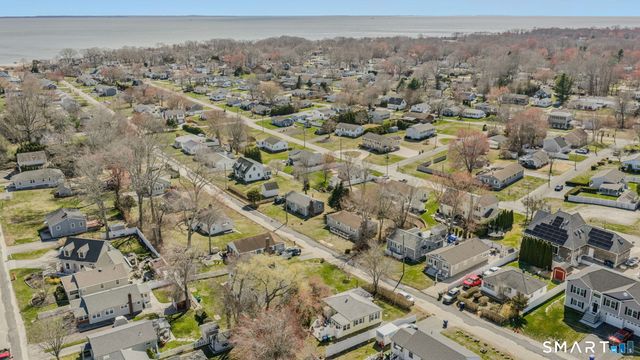 8 Biscayne Boulevard, Old Lyme, CT 06371