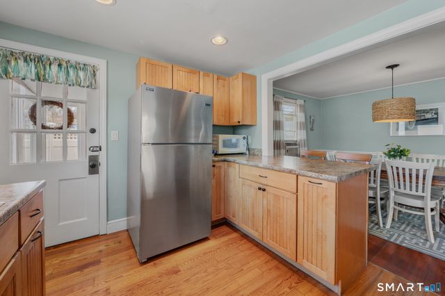8 Biscayne Boulevard, Old Lyme, CT 06371
