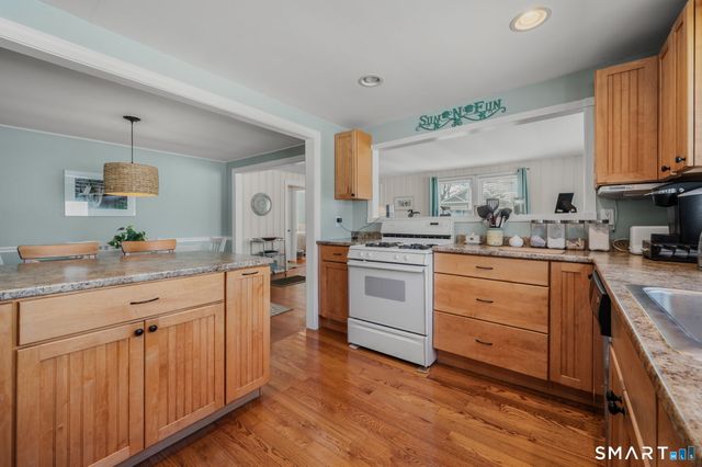 8 Biscayne Boulevard, Old Lyme, CT 06371