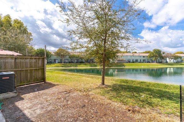 2818 SE 16th Ave 118, Homestead, FL 33035