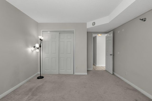 66 9th Street E 1305, Saint Paul, MN 55101