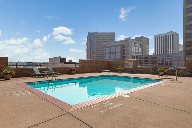 66 9th Street E 1305, Saint Paul, MN 55101