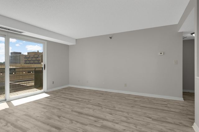 66 9th Street E 1305, Saint Paul, MN 55101