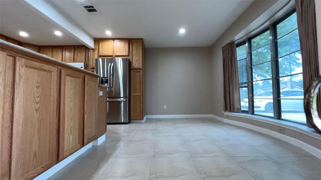 6615 Deer Ridge Lane, Houston, TX 77086