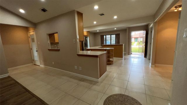 6615 Deer Ridge Lane, Houston, TX 77086