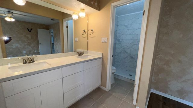 6615 Deer Ridge Lane, Houston, TX 77086