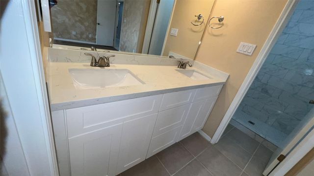 6615 Deer Ridge Lane, Houston, TX 77086