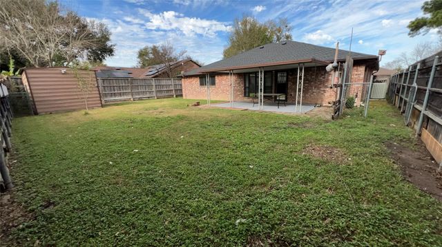 6615 Deer Ridge Lane, Houston, TX 77086